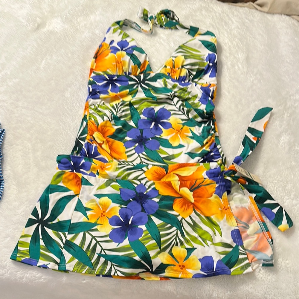 Tommy Bahama Multicolor Floral 2 piece swimsuit with underwear bottom skirt